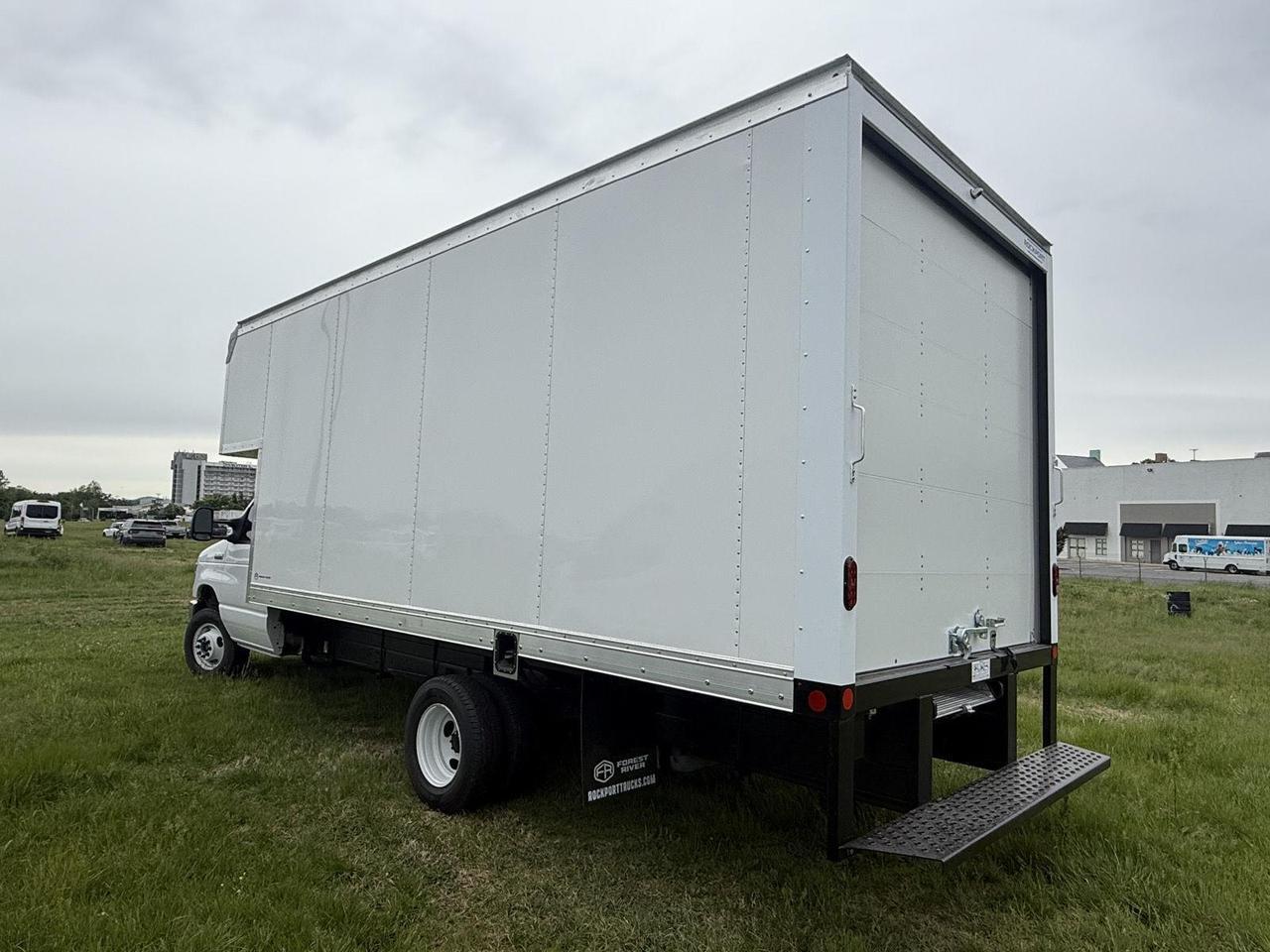 2027 Ford E-Series Cutaway Gaithersburg MD