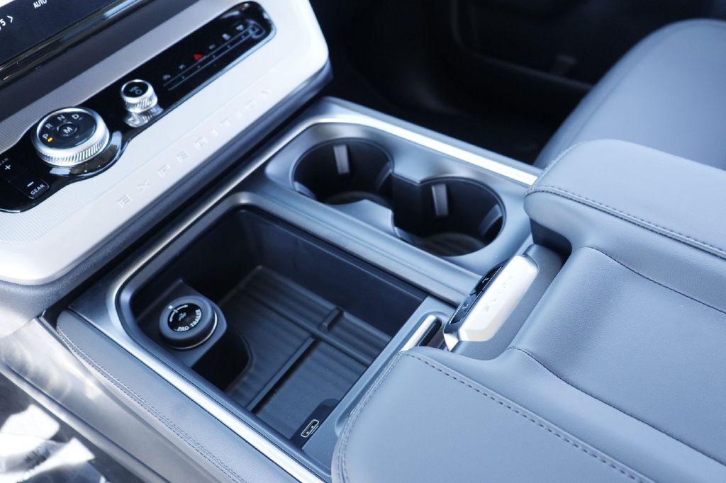 2027 Ford Expedition Active Hondo TX