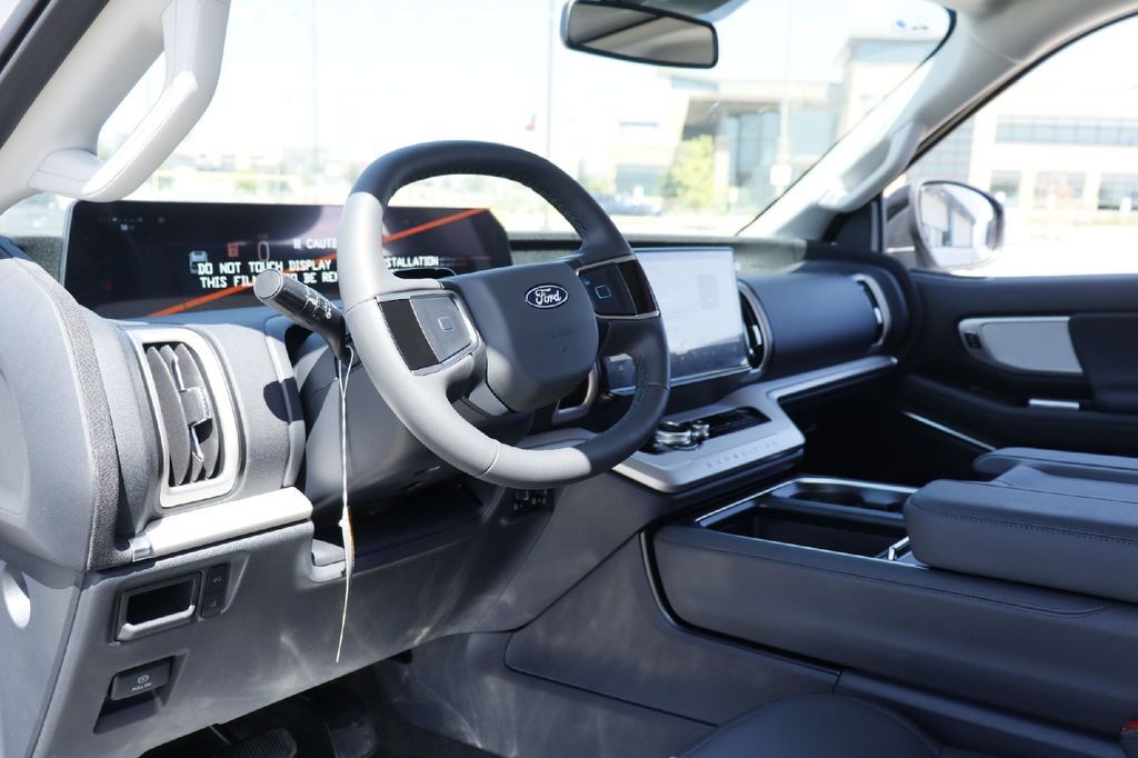2027 Ford Expedition Active