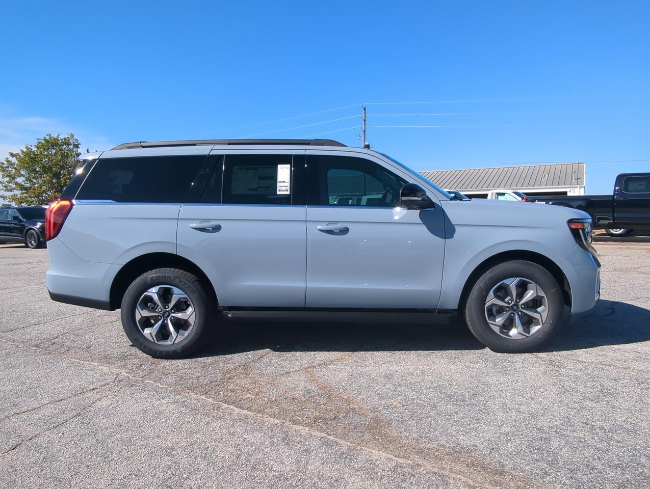 2027 Ford Expedition Active Appleton WI