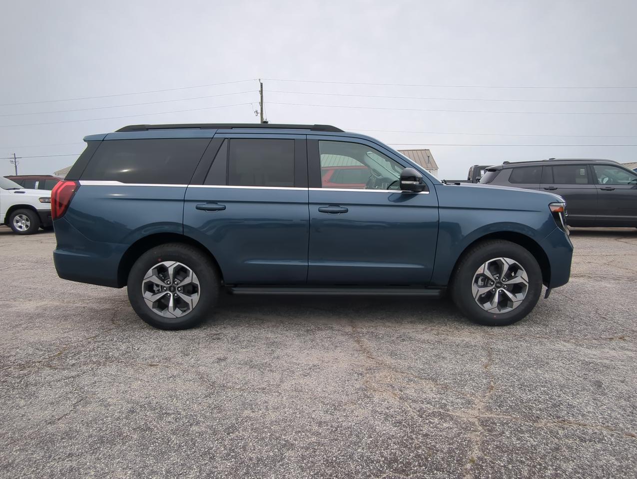 2027 Ford Expedition Active Appleton WI