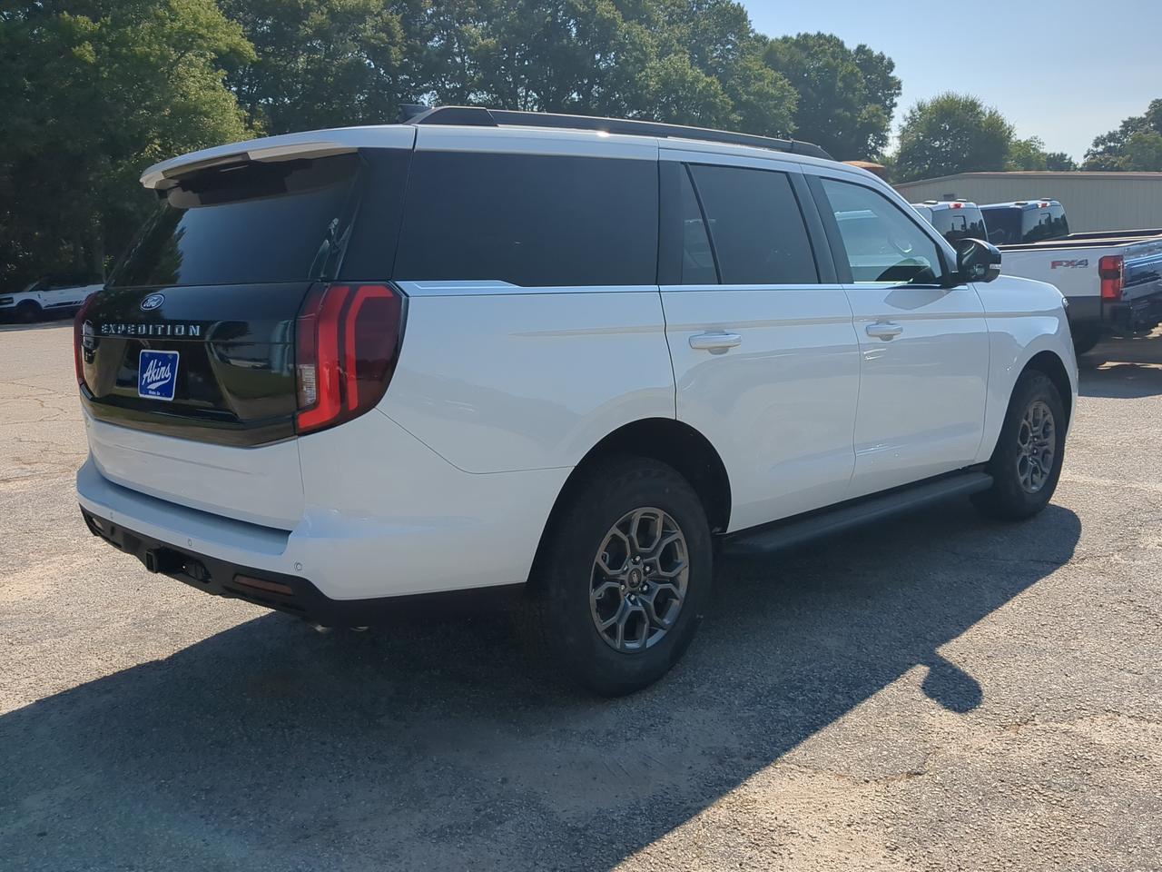 2027 Ford Expedition Active Appleton WI