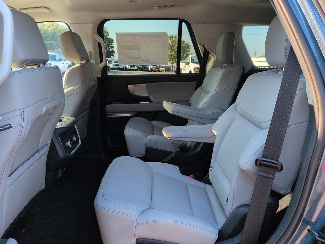 2027 Ford Expedition Active Appleton WI
