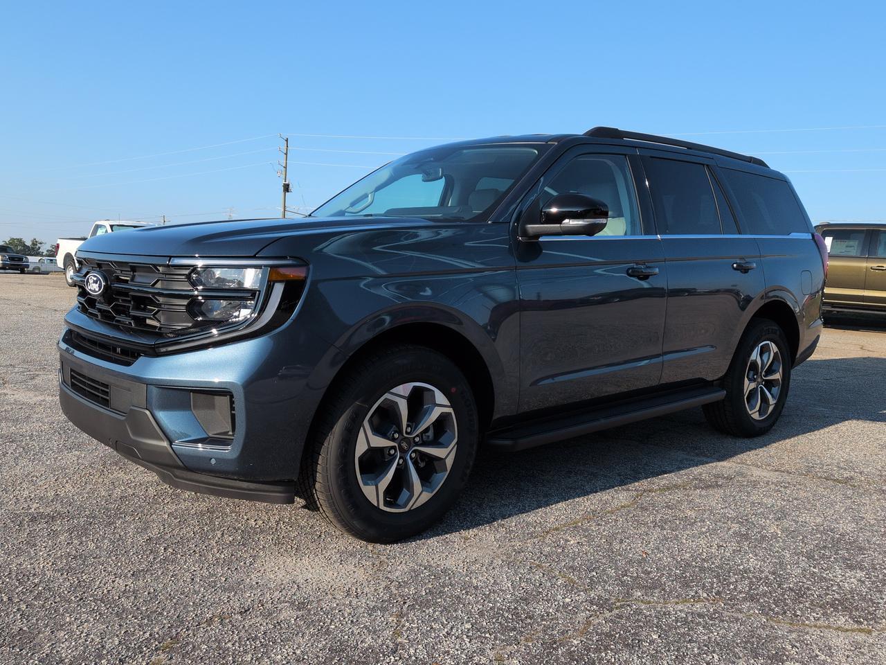 2027 Ford Expedition Active Appleton WI