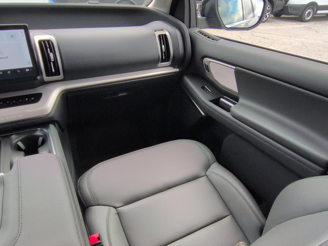 2027 Ford Expedition Active Appleton WI