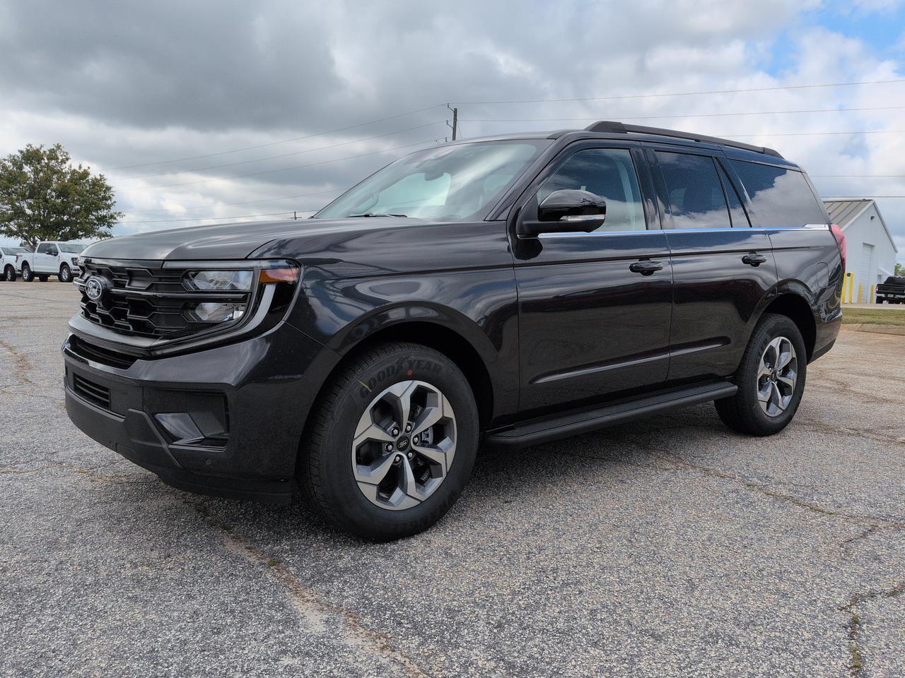 2027 Ford Expedition Active Appleton WI