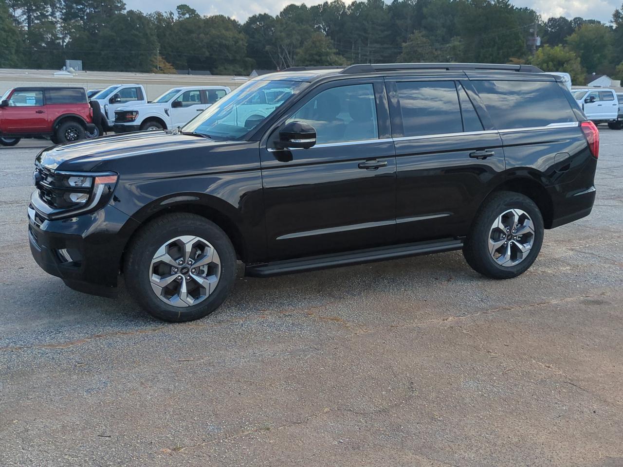 2027 Ford Expedition Active Appleton WI