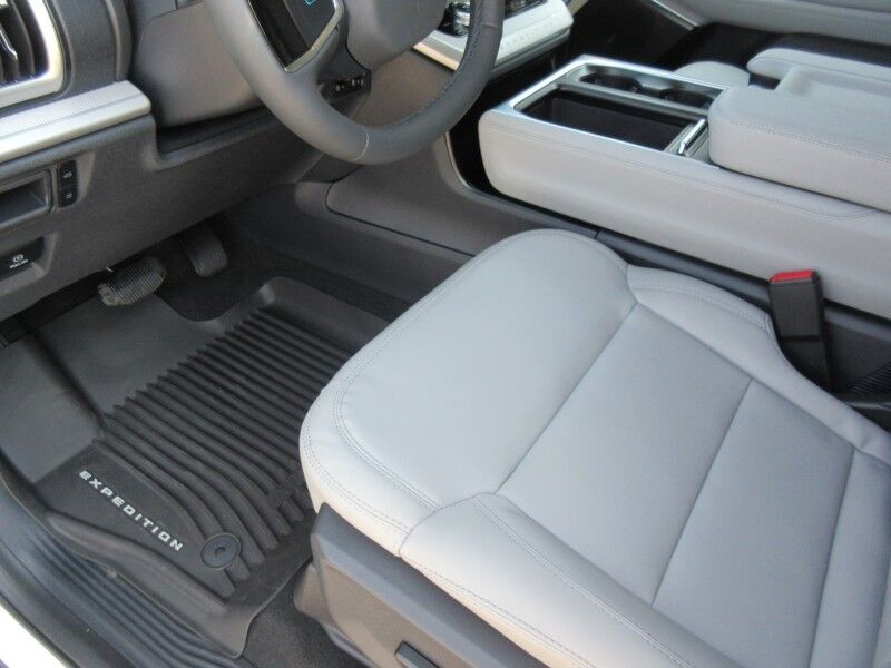 2027 Ford Expedition Active St. George SC