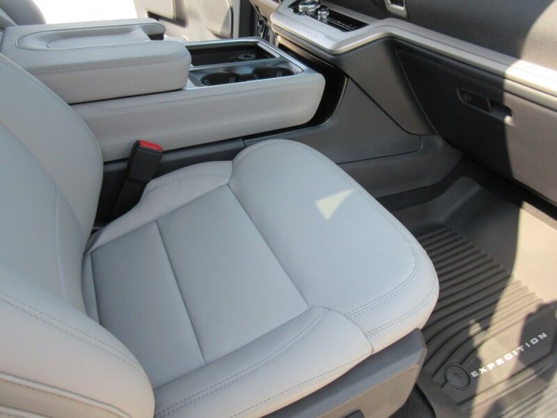 2027 Ford Expedition Active St. George SC