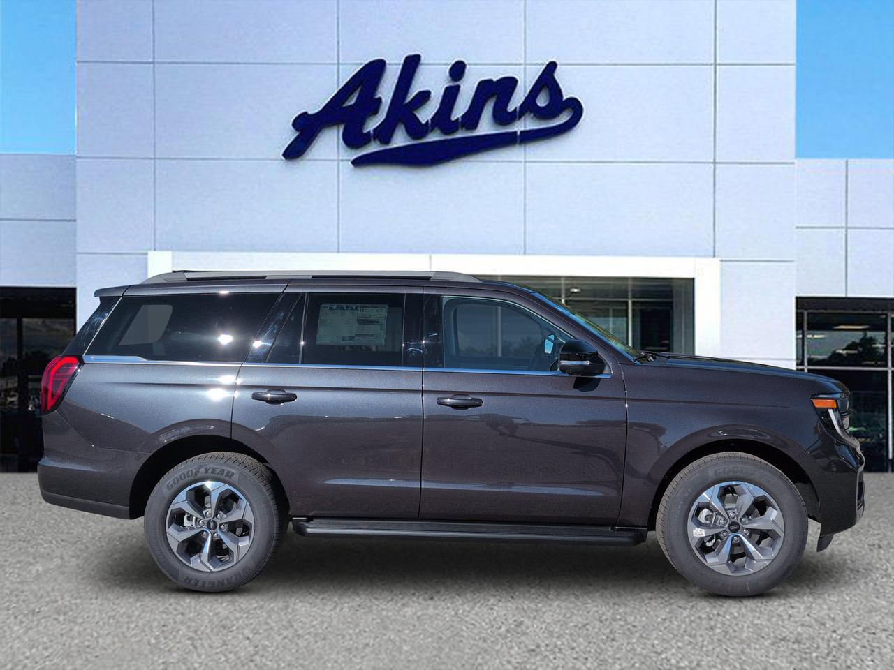2027 Ford Expedition Active
