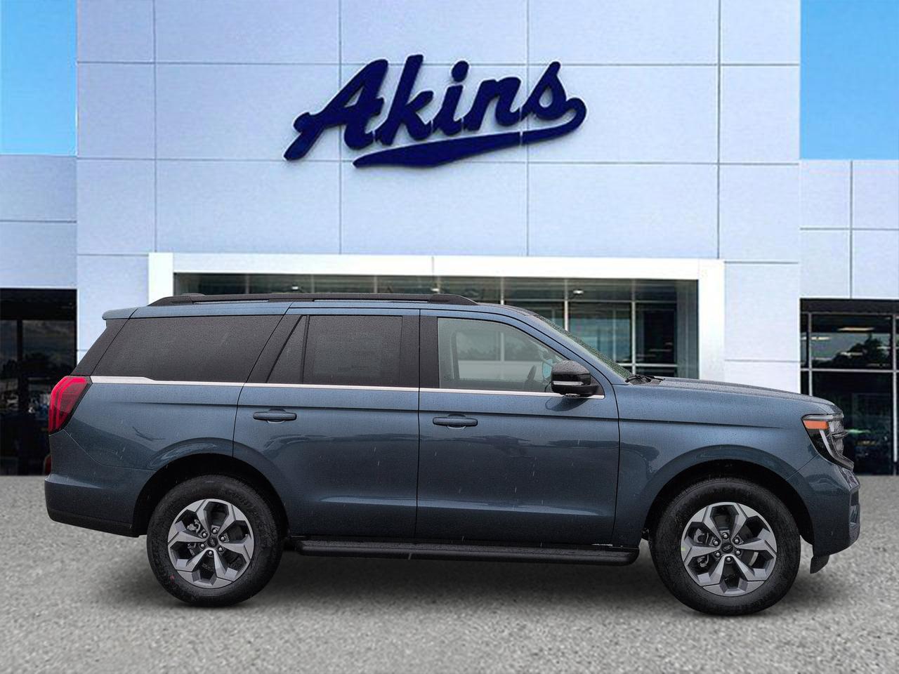 2027 Ford Expedition Active