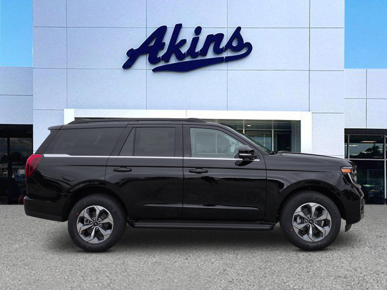 2027 Ford Expedition Active
