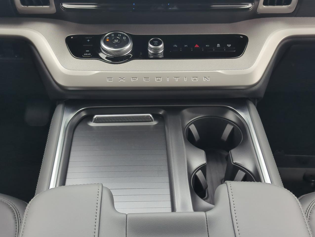 2027 Ford Expedition Active Winder GA