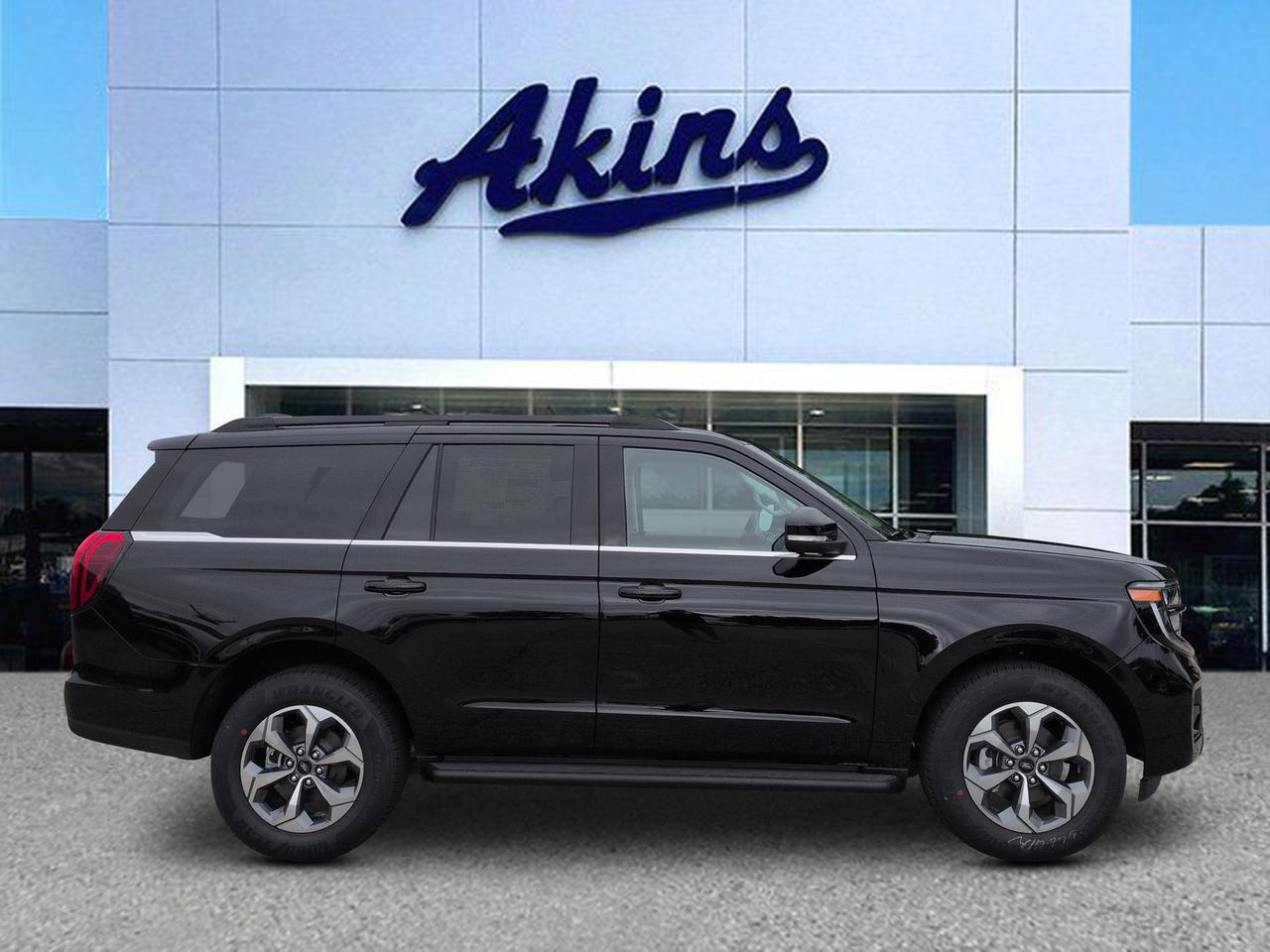 2027 Ford Expedition Active