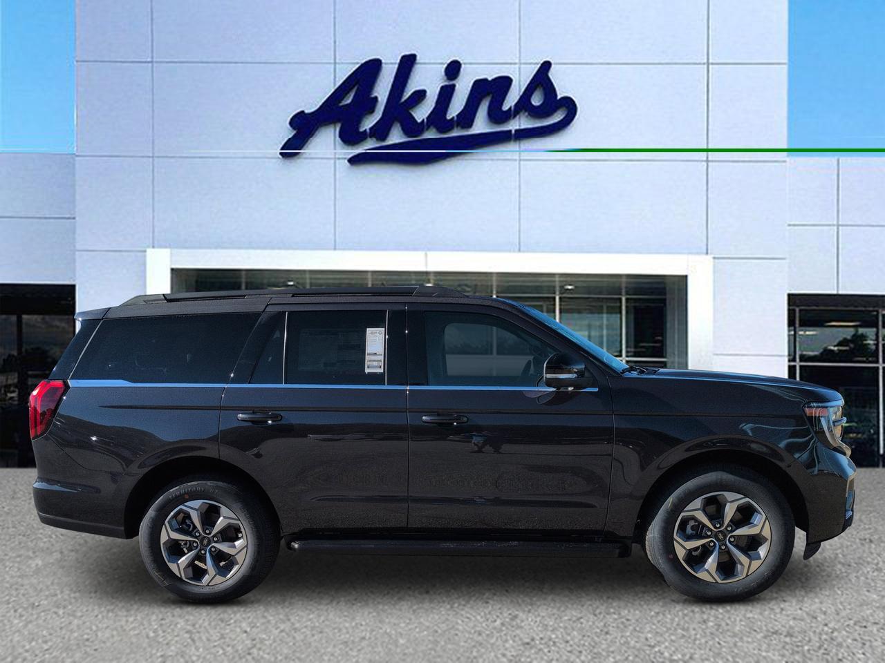 2027 Ford Expedition Active