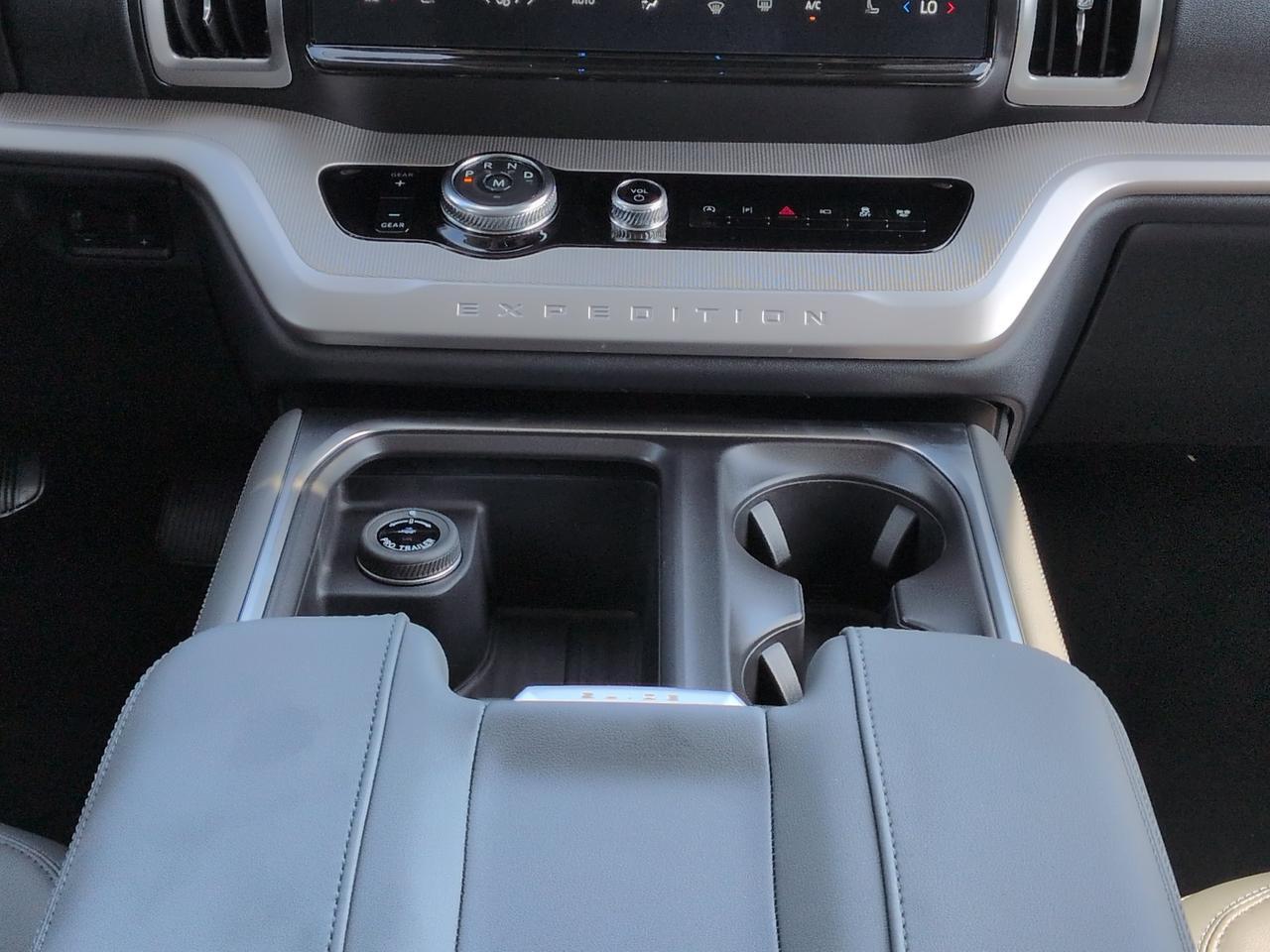 2027 Ford Expedition Active Winder GA