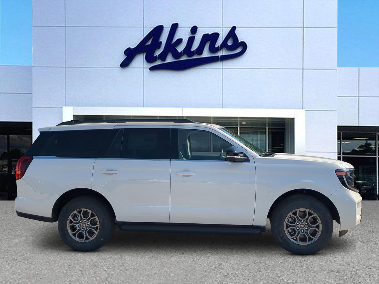 2027 Ford Expedition Active