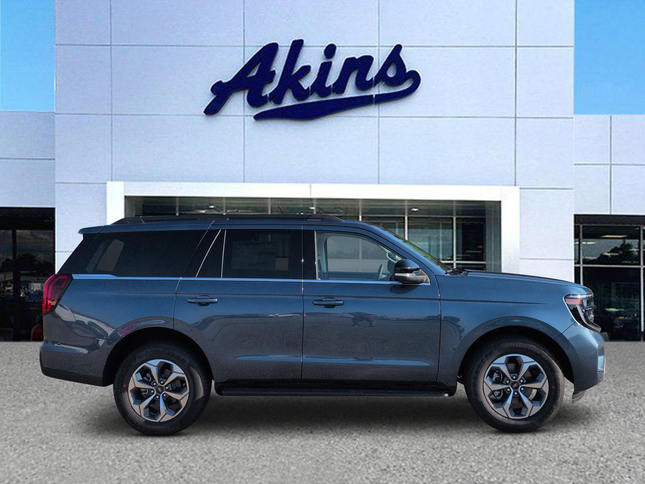 2027 Ford Expedition Active