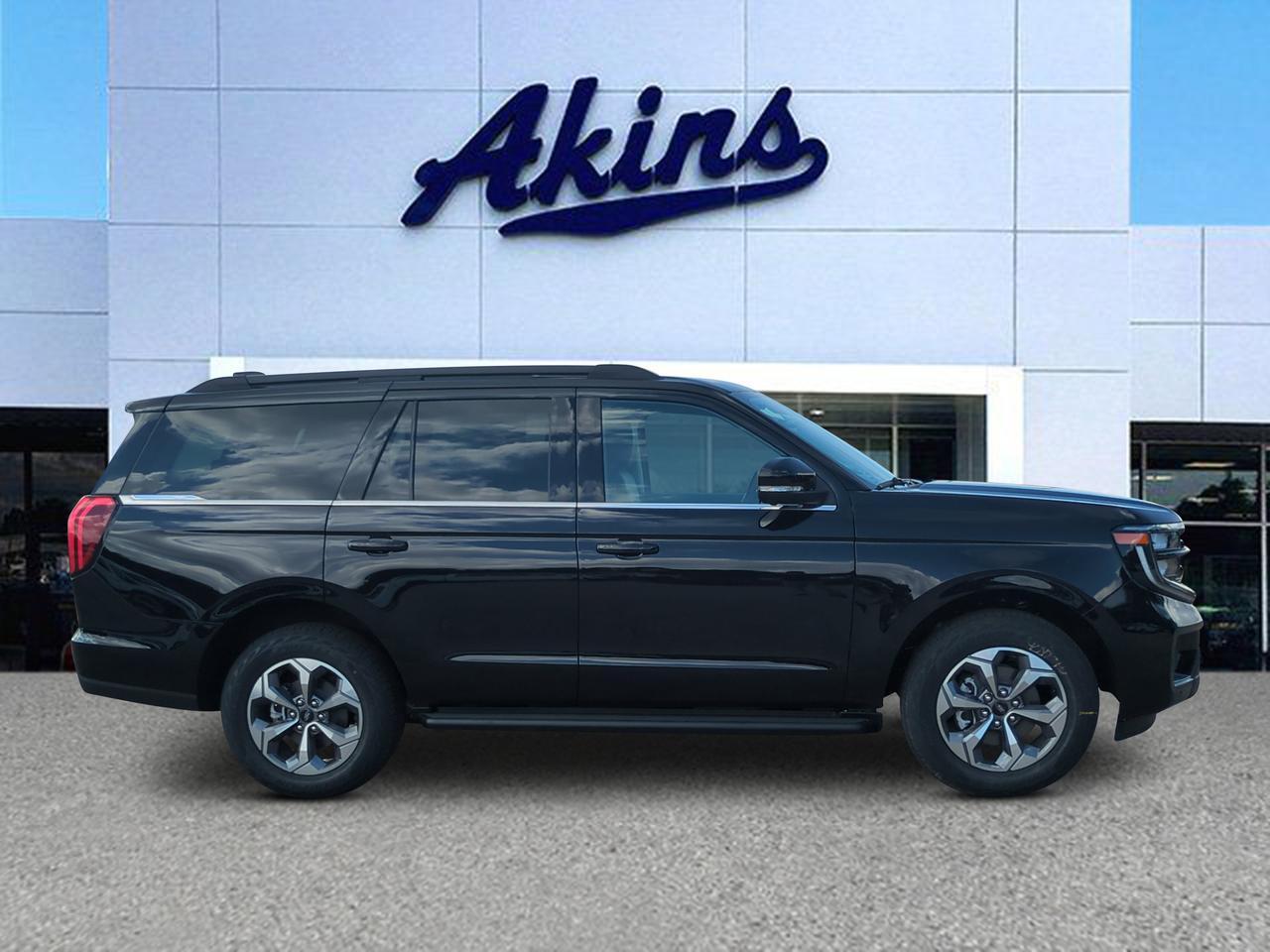 2027 Ford Expedition Active