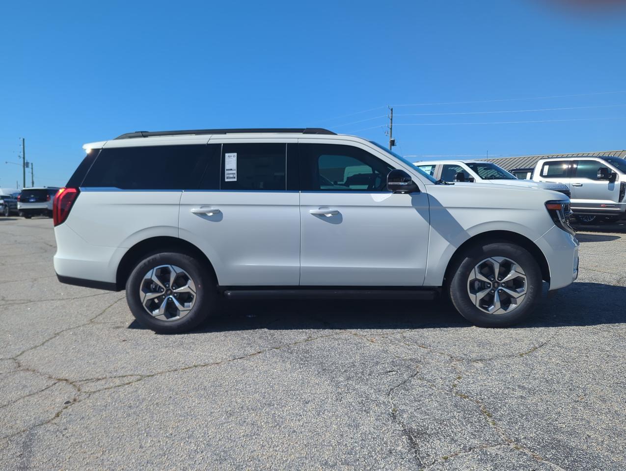 2027 Ford Expedition Active