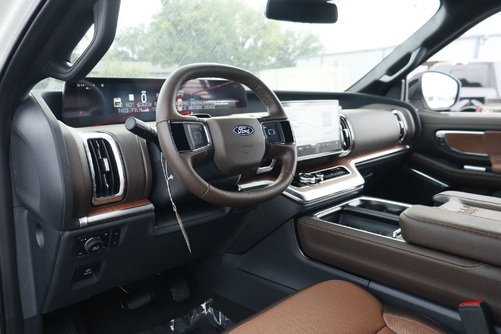 2027 Ford Expedition King Ranch