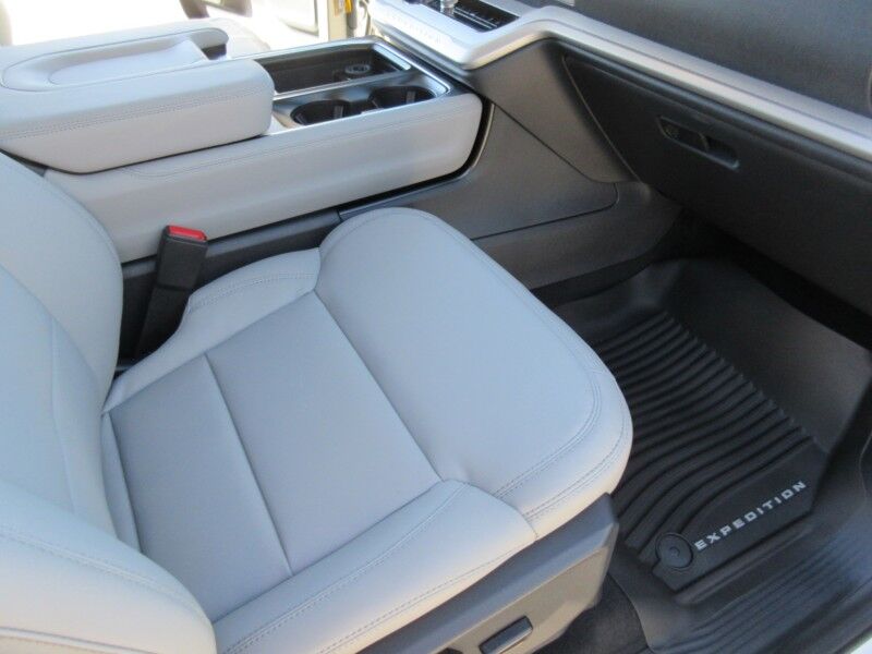 2027 Ford Expedition Max Active St. George SC