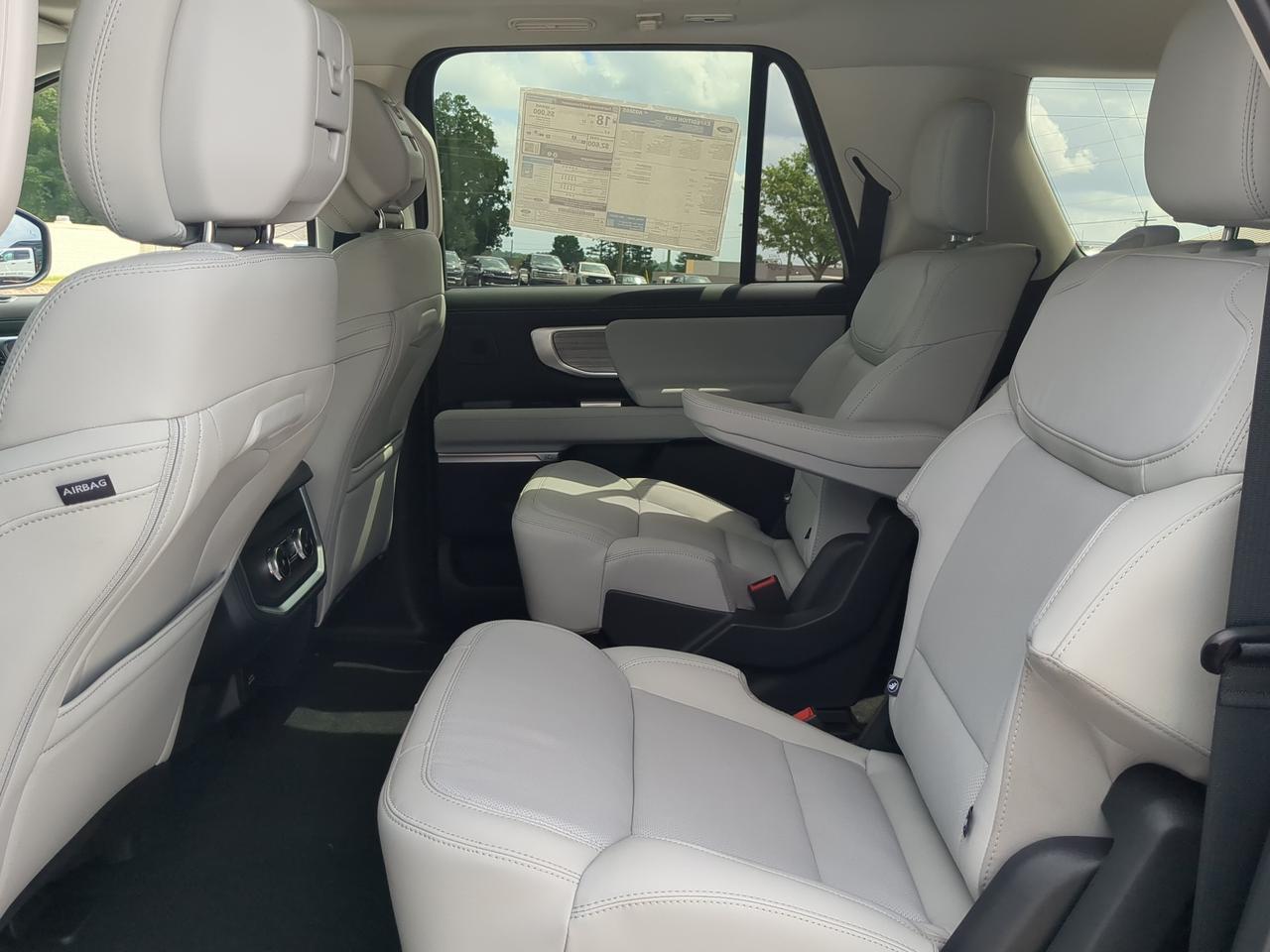 2027 Ford Expedition Max Platinum Appleton WI