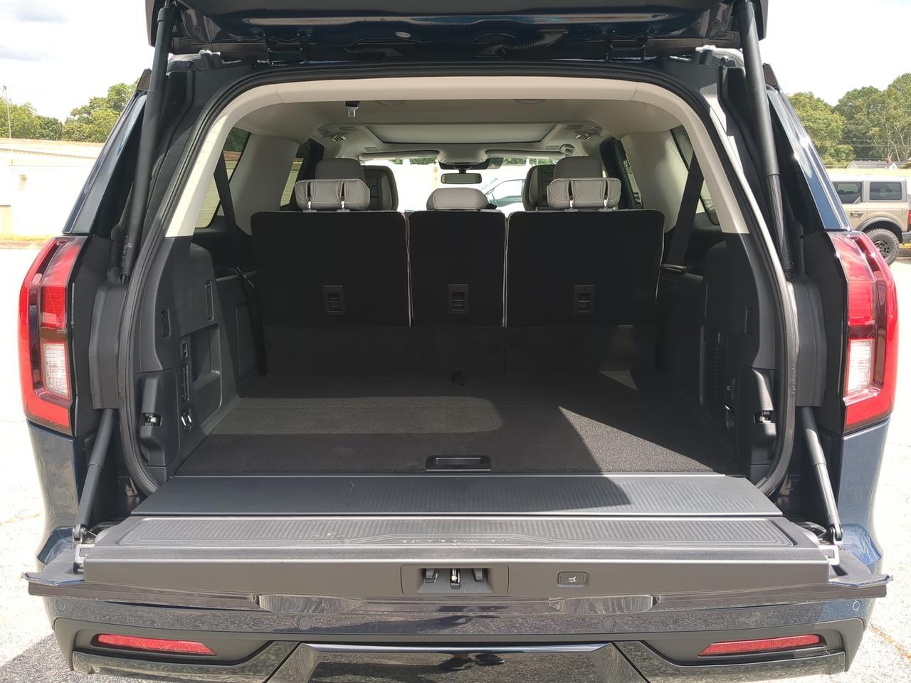 2027 Ford Expedition Max Platinum Appleton WI