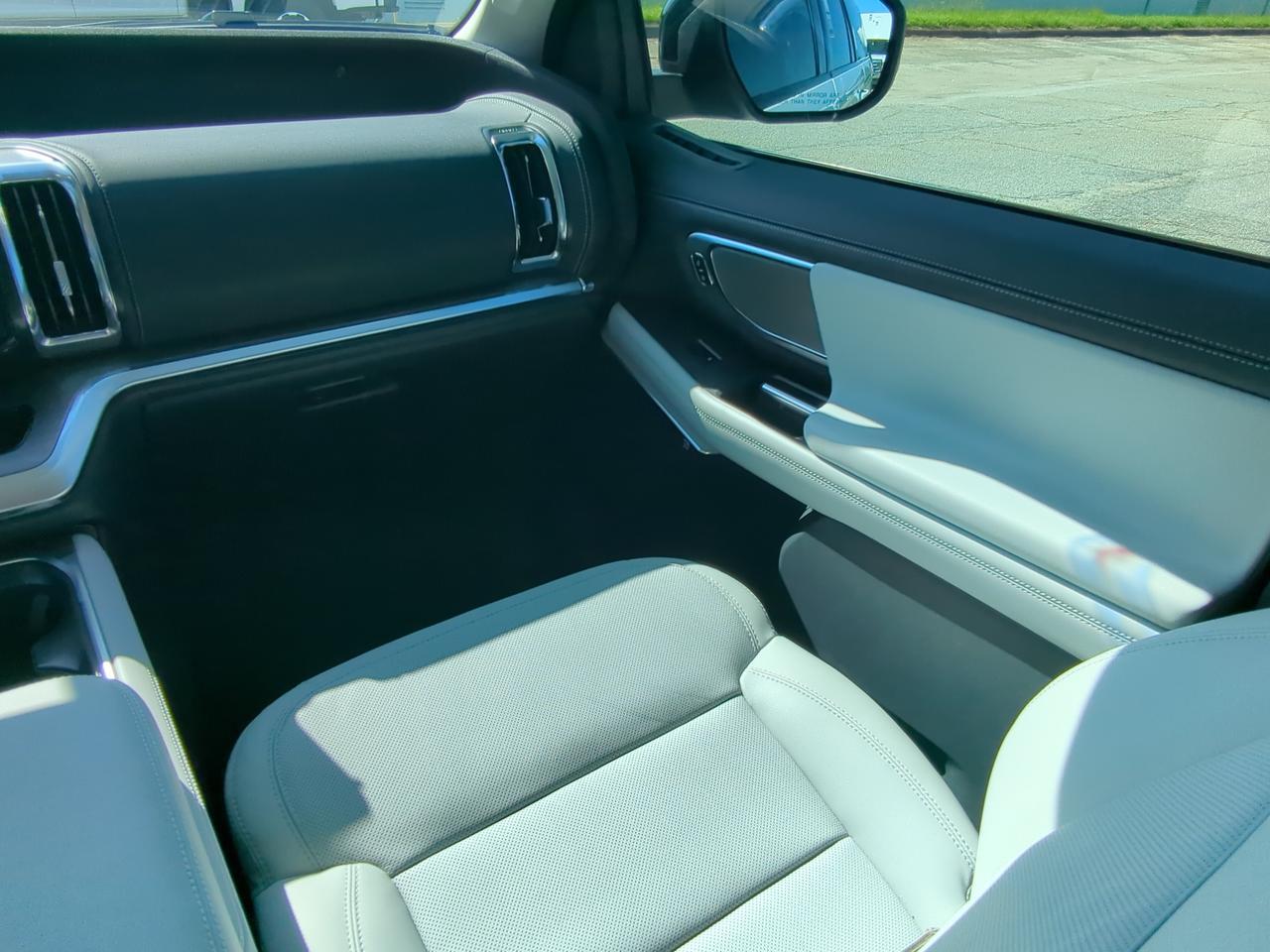 2027 Ford Expedition Max Platinum Appleton WI