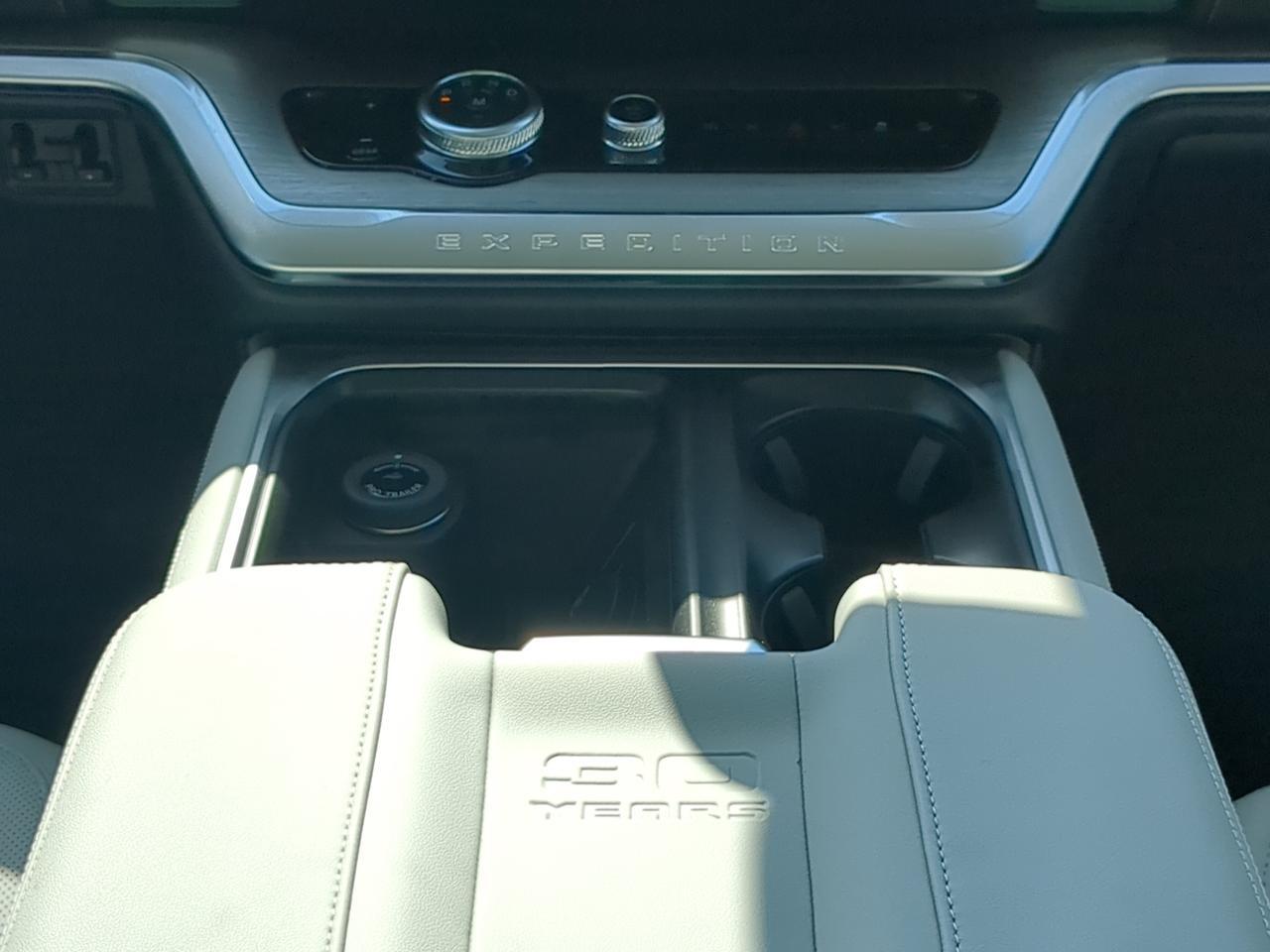2027 Ford Expedition Max Platinum Appleton WI