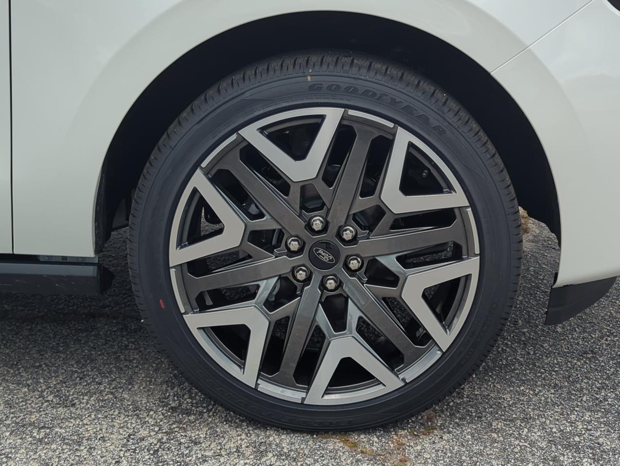2027 Ford Expedition Max Platinum Appleton WI