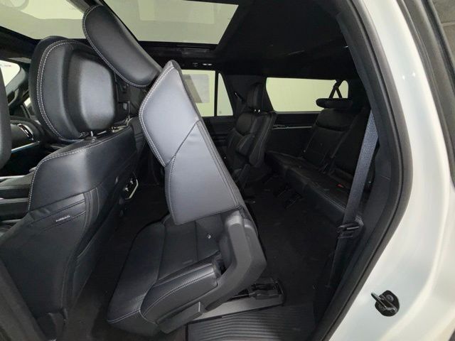 2027 Ford Expedition Max Platinum Pine River MN