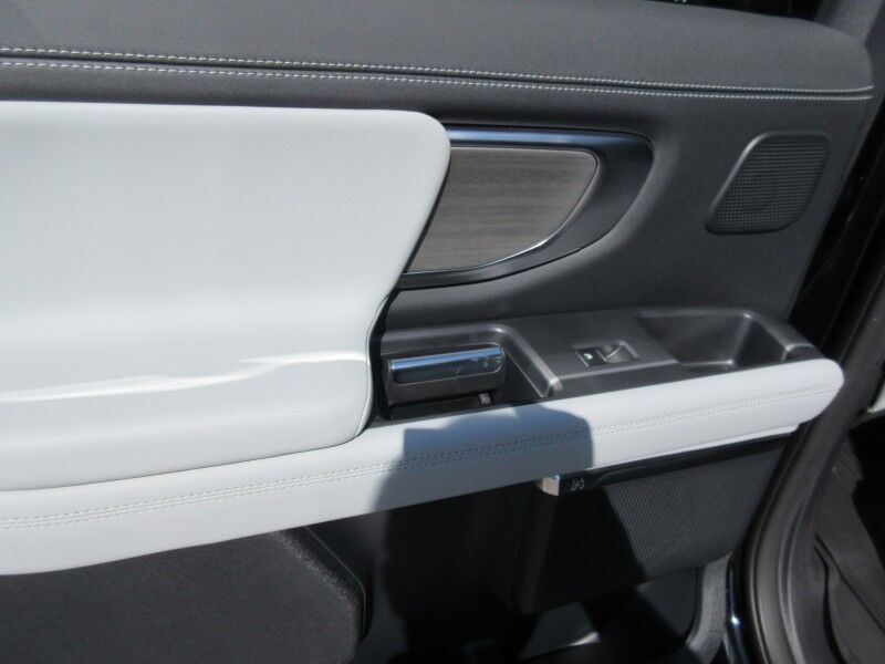 2027 Ford Expedition Max Platinum St. George SC