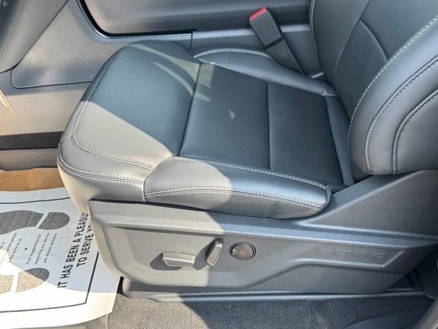 2027 Ford Expedition Max Platinum Washington MO