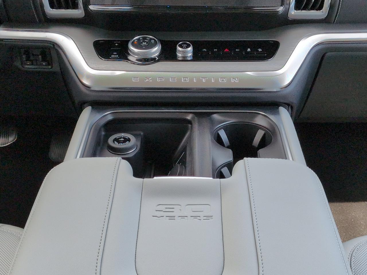 2027 Ford Expedition Max Platinum Winder GA