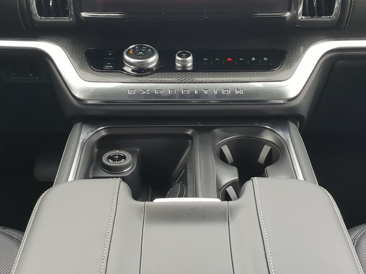 2027 Ford Expedition Max Platinum Winder GA
