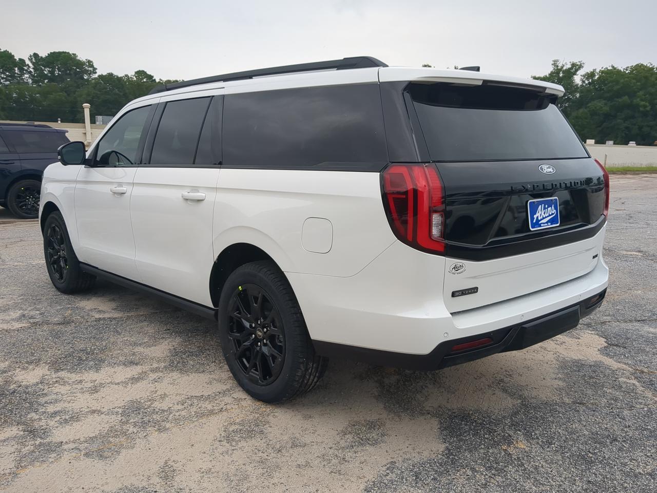 2027 Ford Expedition Max Platinum Winder GA