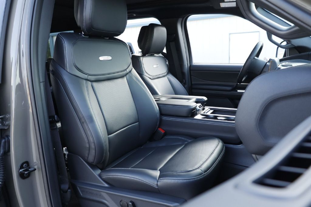2027 Ford Expedition Platinum Hondo TX