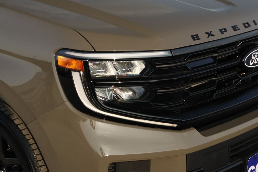 2027 Ford Expedition Platinum Hondo TX