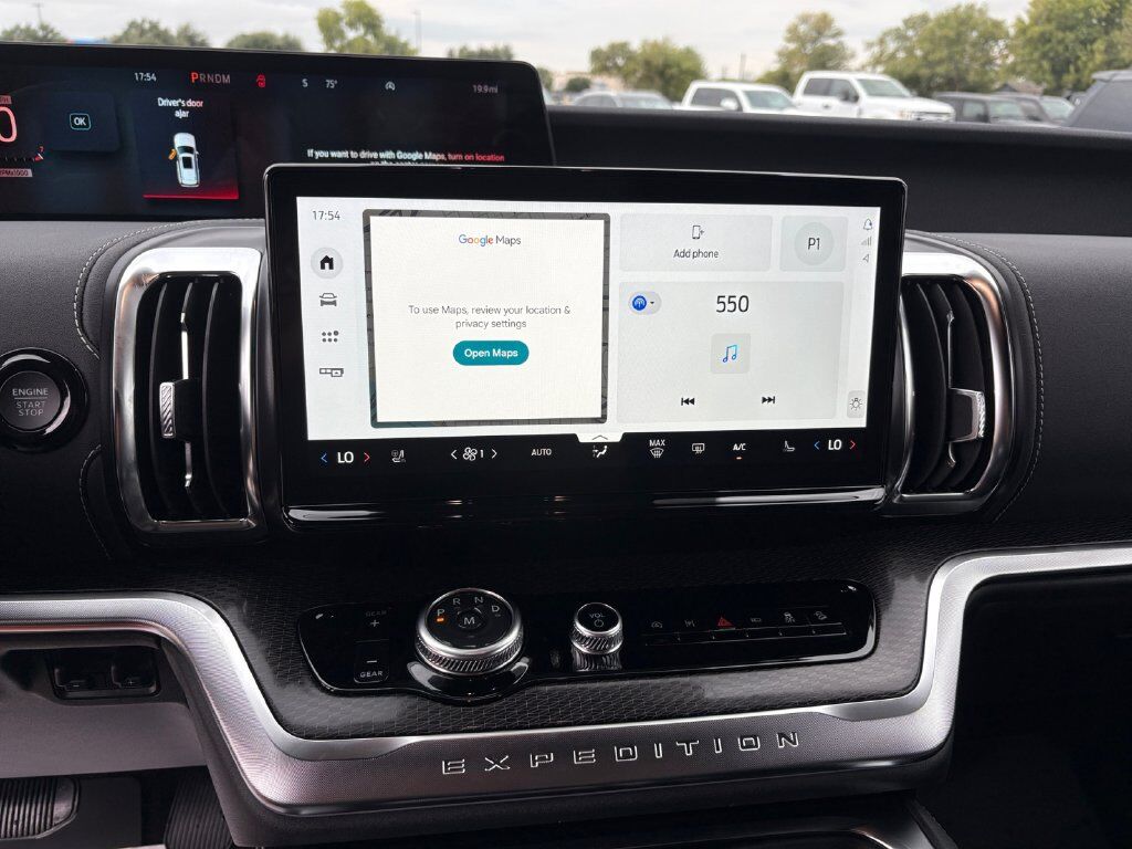 2027 Ford Expedition Platinum Hondo TX
