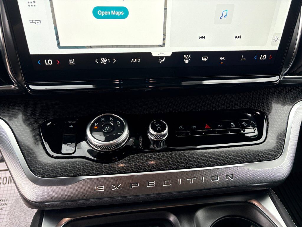 2027 Ford Expedition Platinum Hondo TX
