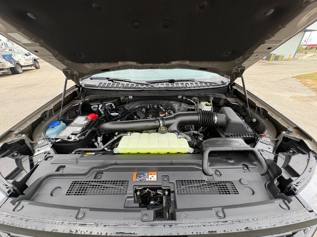 2027 Ford Expedition Platinum Hondo TX