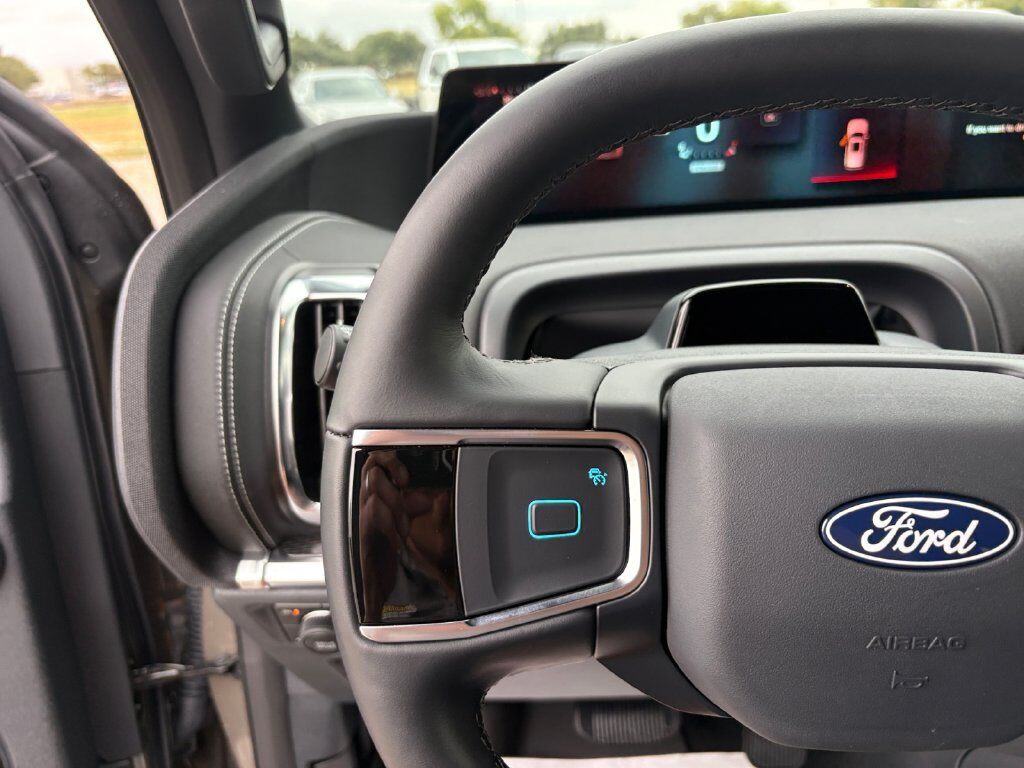 2027 Ford Expedition Platinum Hondo TX