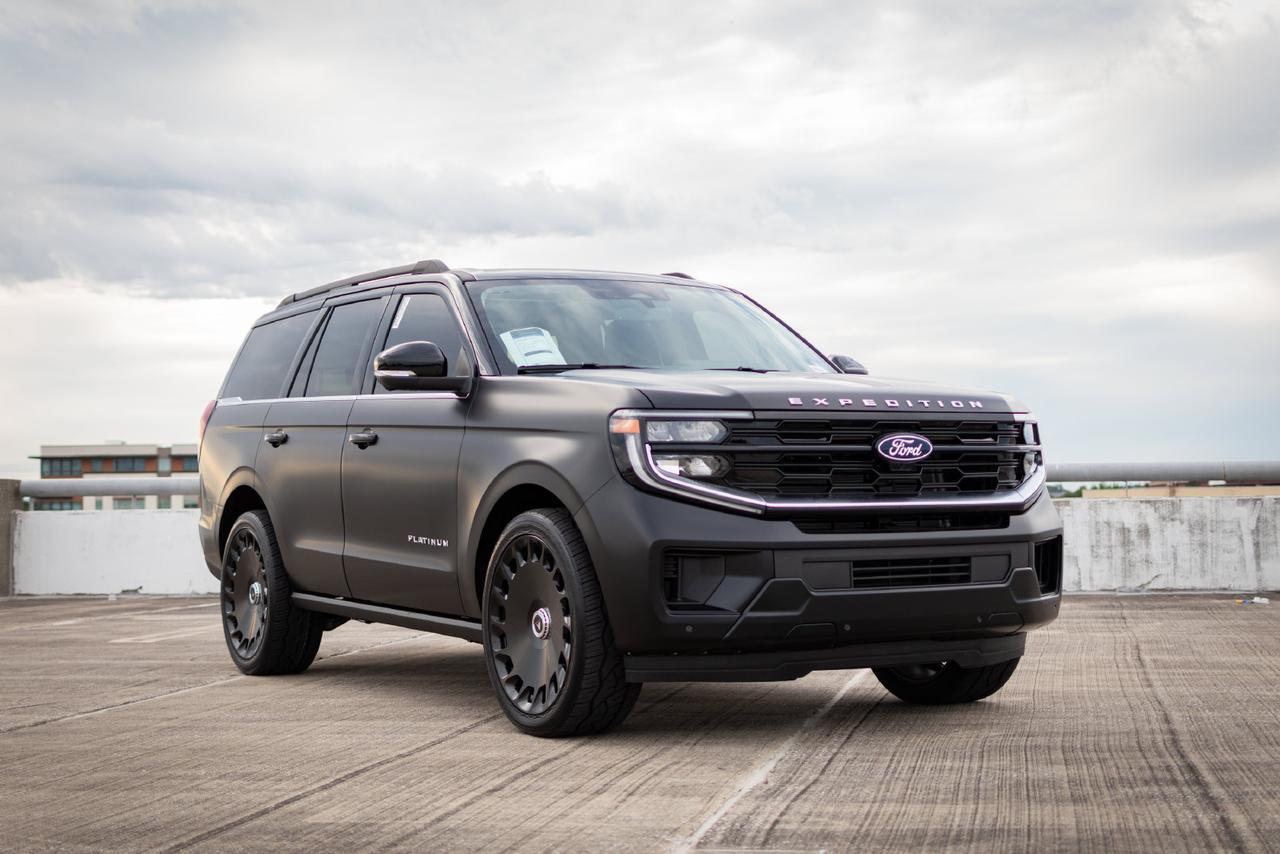 2027 Ford Expedition Platinum ARISTOCRAT PACKAGE