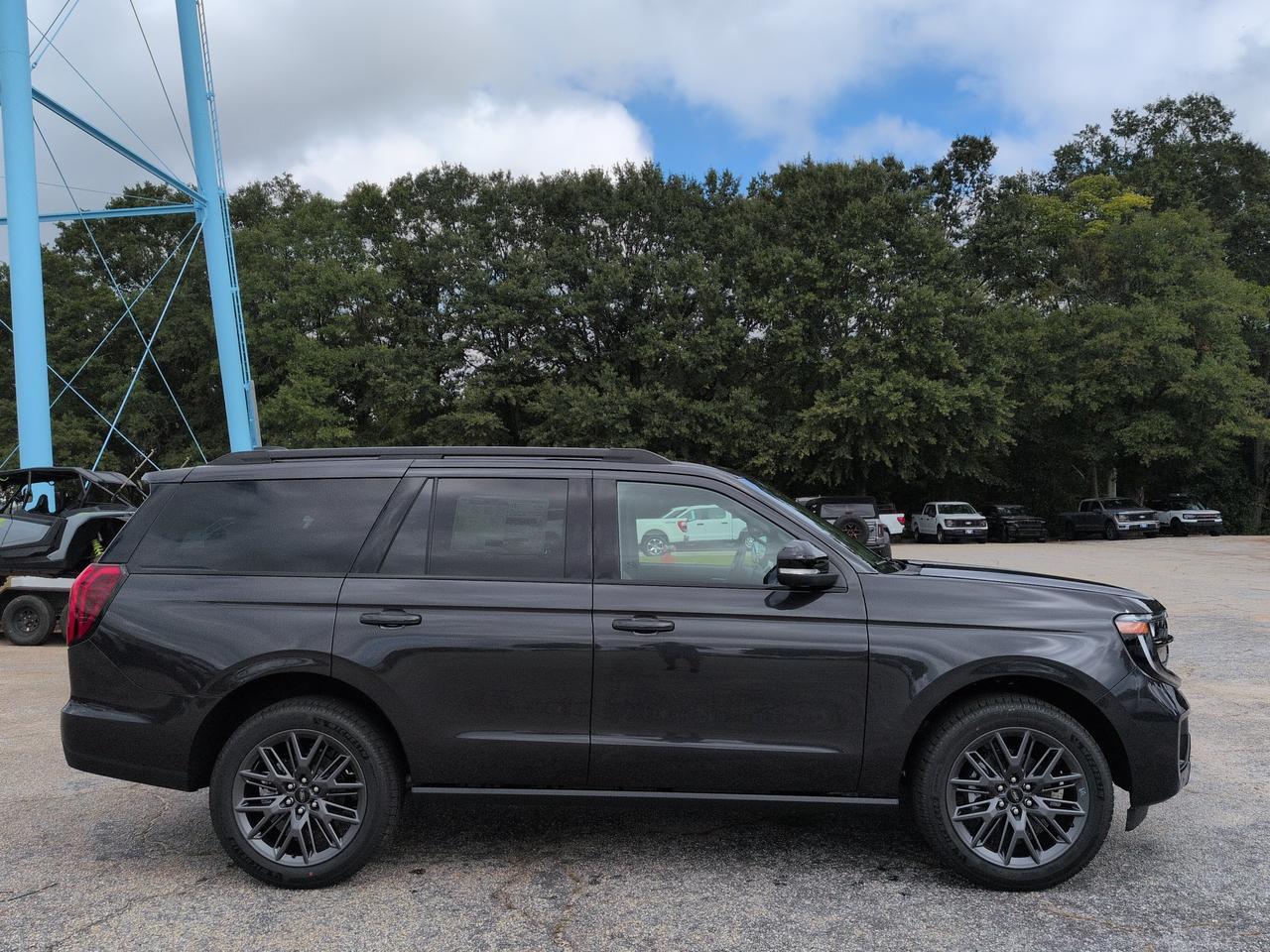 2027 Ford Expedition Platinum Appleton WI