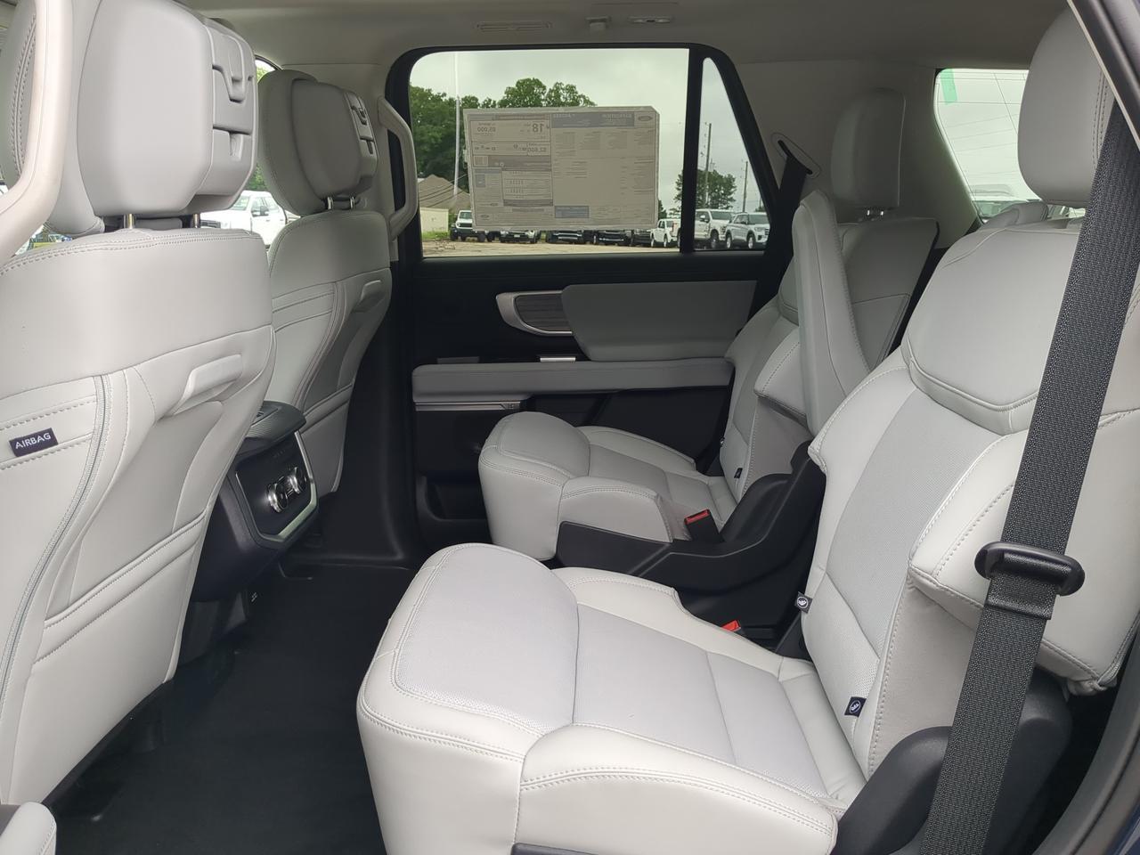 2027 Ford Expedition Platinum Appleton WI