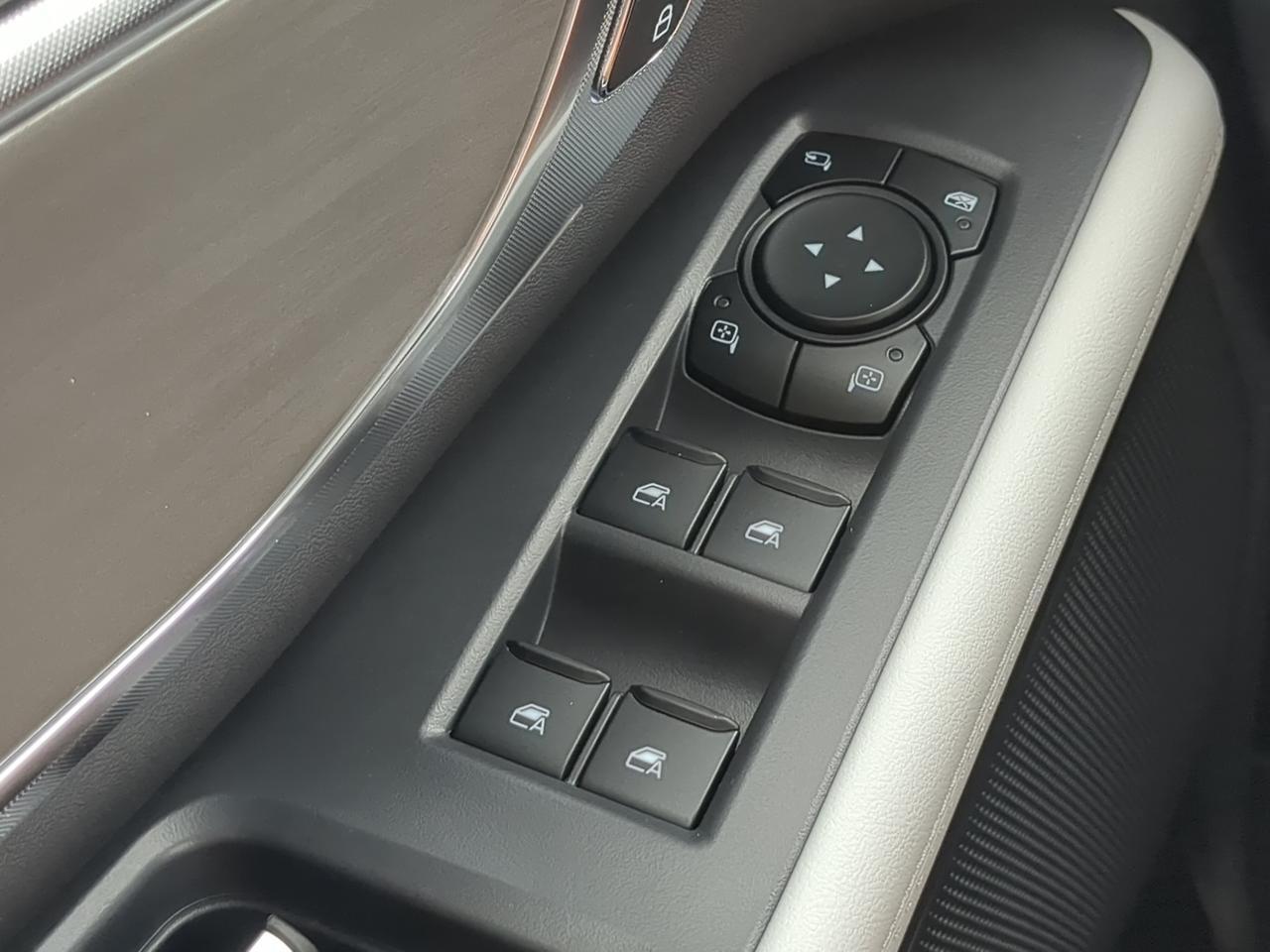 2027 Ford Expedition Platinum Appleton WI