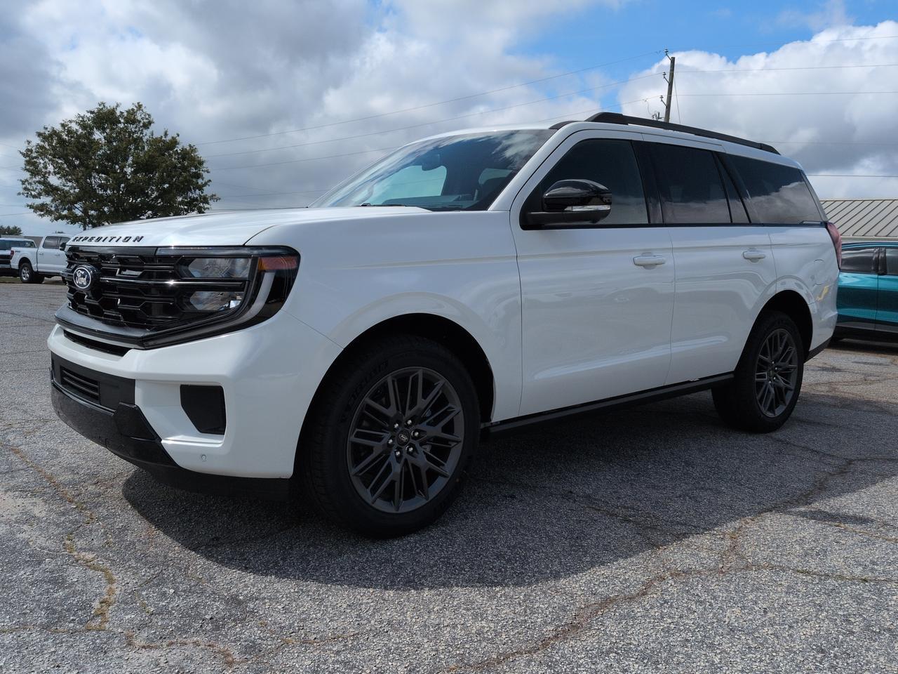 2027 Ford Expedition Platinum Appleton WI