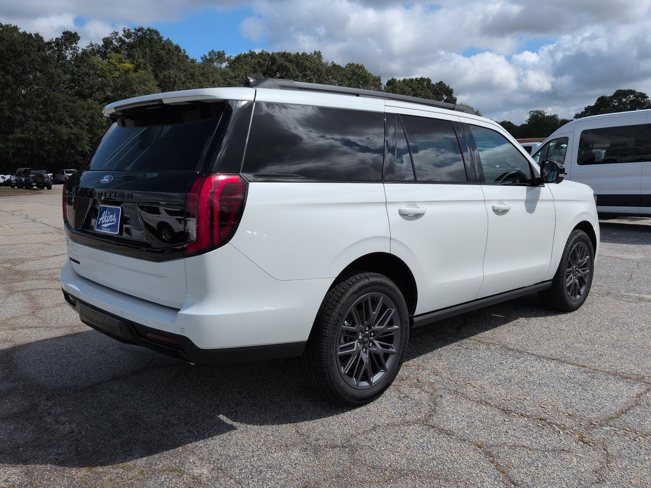 2027 Ford Expedition Platinum Appleton WI