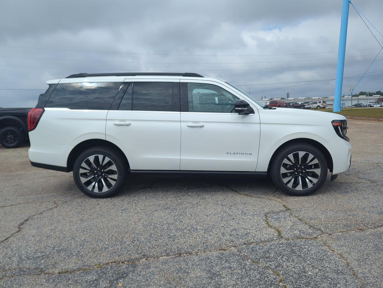 2027 Ford Expedition Platinum Appleton WI